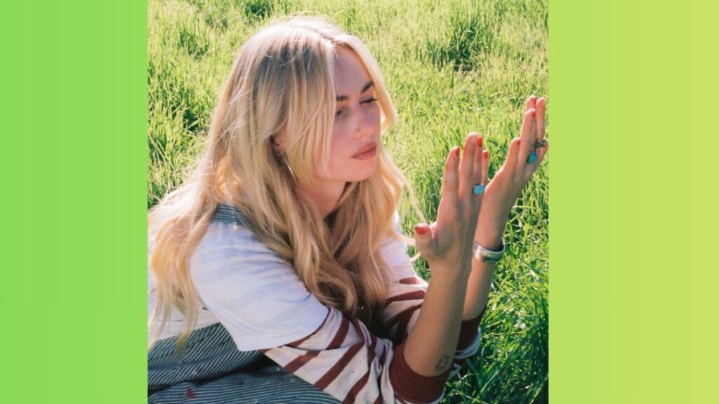 Claire Rosinkranz Tour